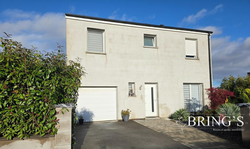 Maison - 106 m² - 6 pièces