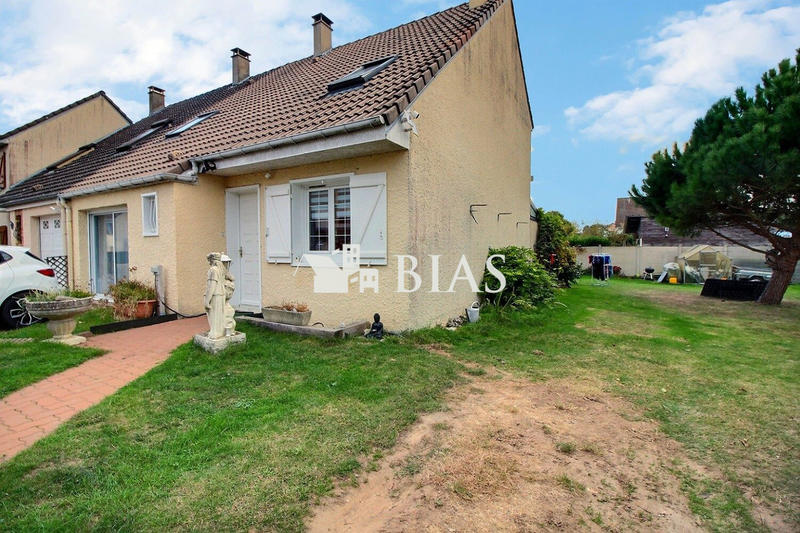 Maison - 122 m² - 5 pièces