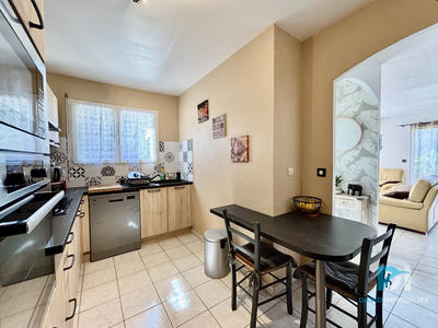 Maison - 87 m² - 4 pièces