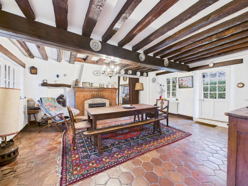 Maison - 173 m² - 9 pièces