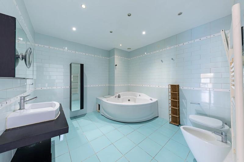 Appartement - 171 m² - 4 pièces