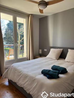 Chambre - 9 m² - 1 pièce