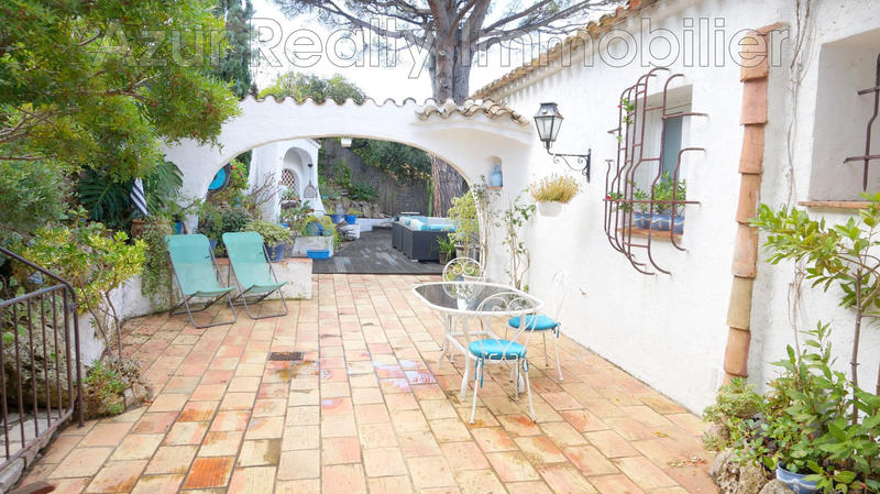 Maison - 191 m² - 8 pièces