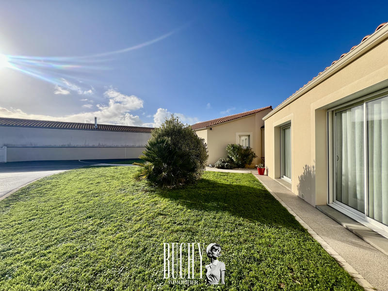 Maison - 185 m² - 5 pièces