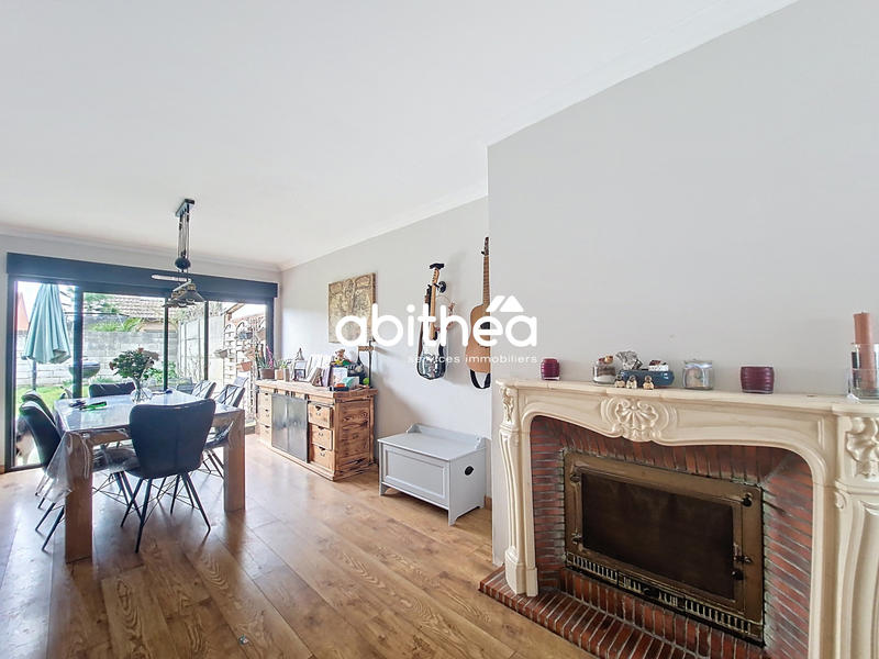 Maison - 95 m² - 4 pièces