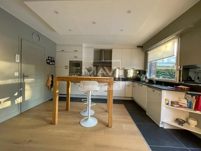 Maison d'architecte - 165 m² - 6 pièces