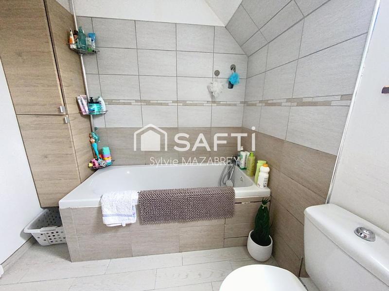 Maison - 122 m² - 5 pièces