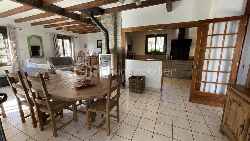 Propriété - 151 m² - 6 pièces