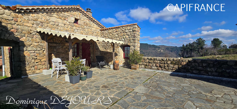 Maison - 140 m² - 7 pièces