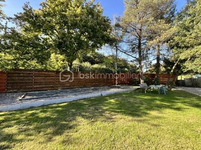 Maison - 104 m² - 4 pièces