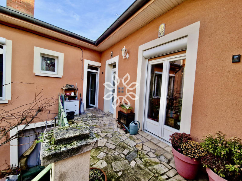 Maison - 120 m² - 6 pièces