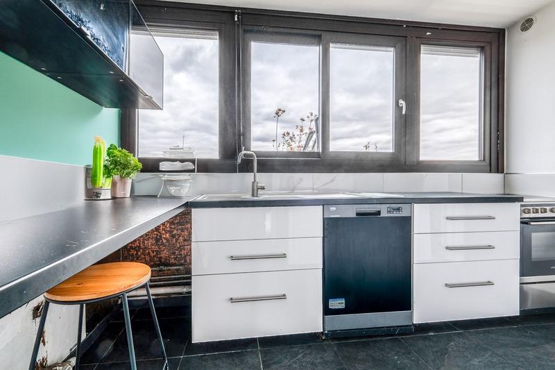 Appartement - 100 m² - 4 pièces