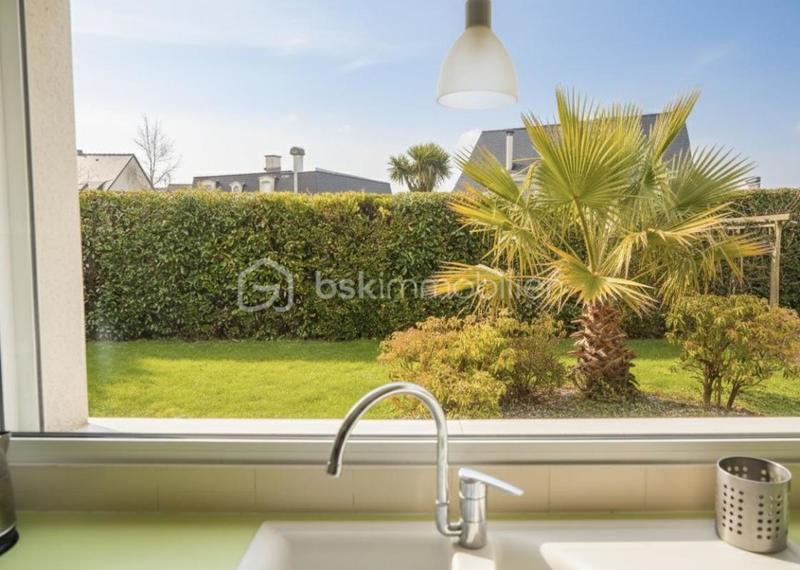 Maison - 230 m² - 9 pièces