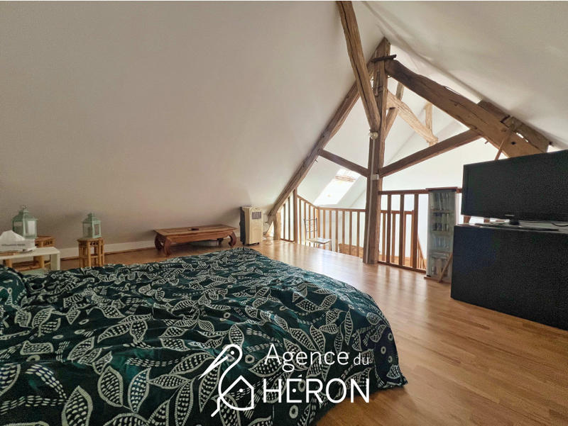 Maison - 177 m² - 9 pièces