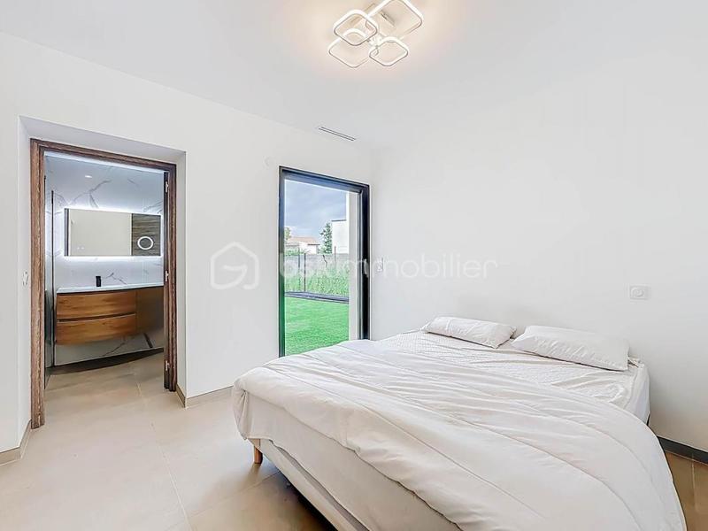 Maison - 140 m² - 5 pièces