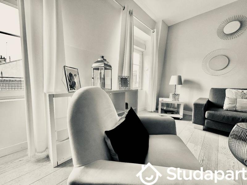 Appartement - 80 m² - 4 pièces