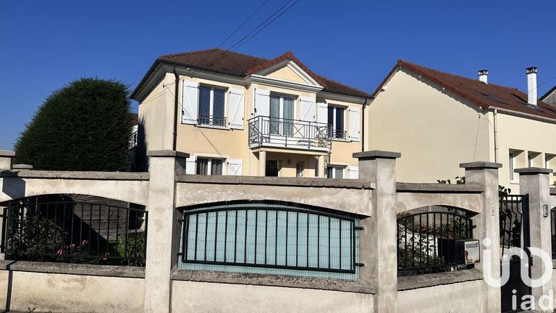 Maison - 140 m² - 7 pièces