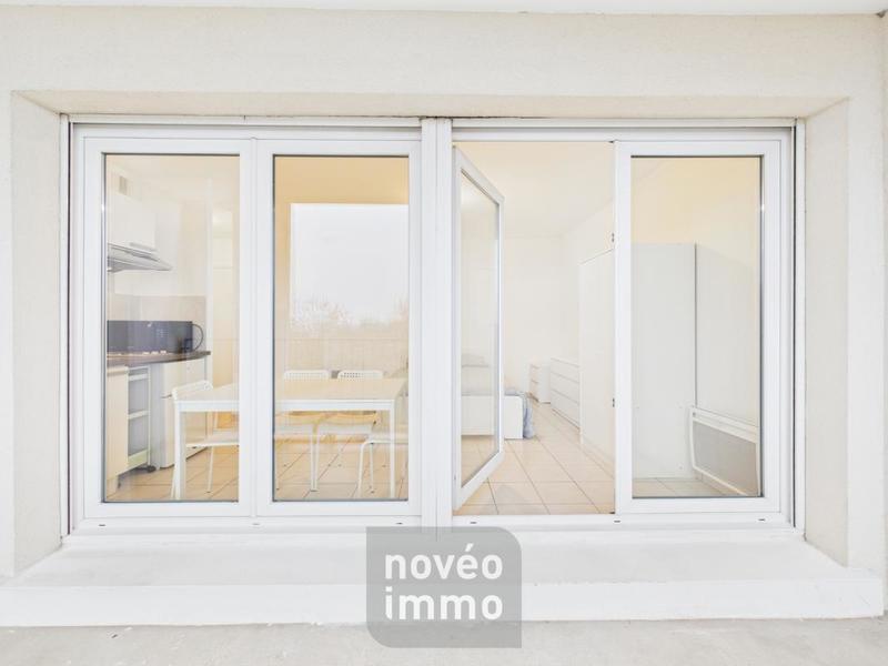 Studio - 25 m² - 1 pièce