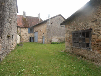 Maison - 140 m² - 7 pièces