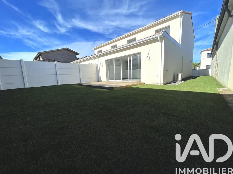 Maison - 105 m² - 4 pièces