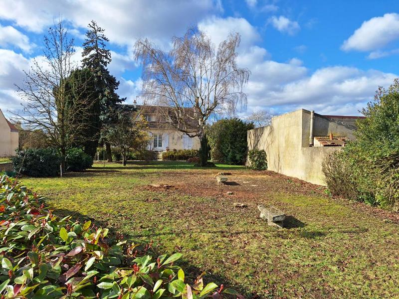 Terrain constructible - 469 m²