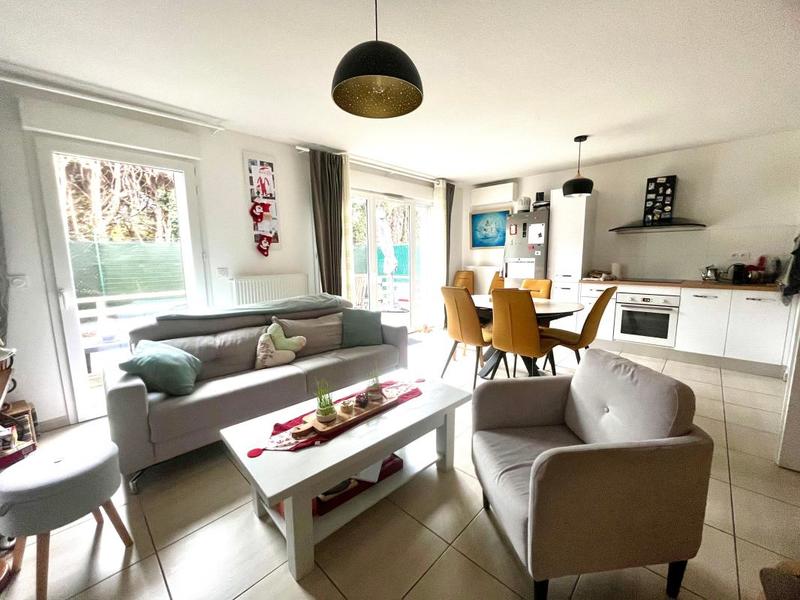 Maison - 80 m² - 4 pièces