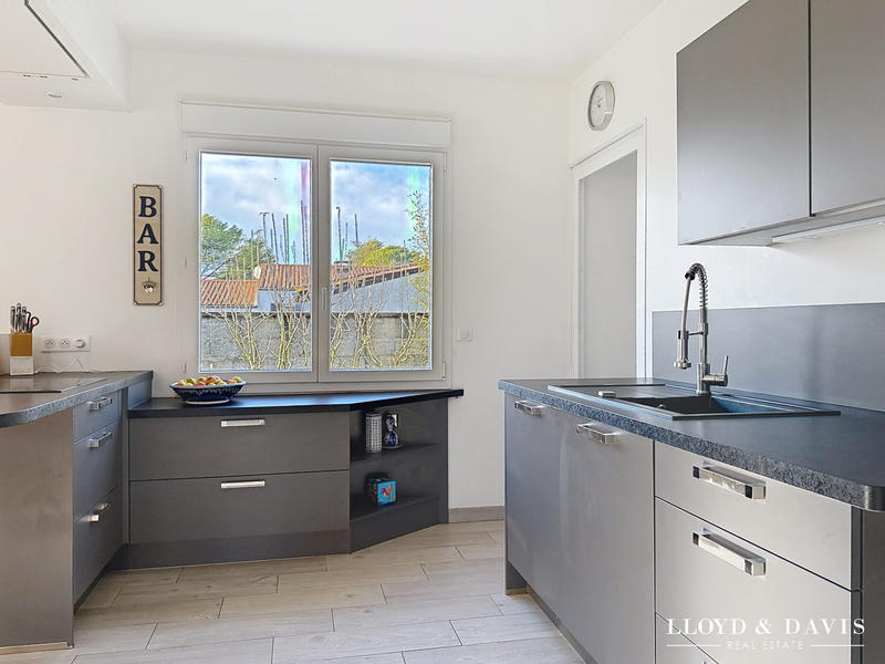 Maison contemporaine - 137 m² - 4 pièces