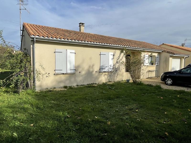 Maison - 90 m² - 4 pièces