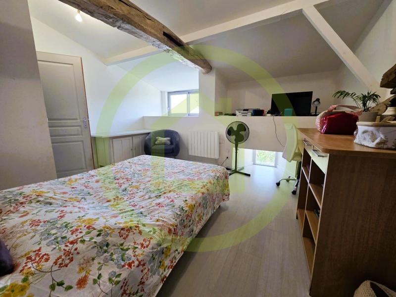 Maison - 207 m² - 7 pièces