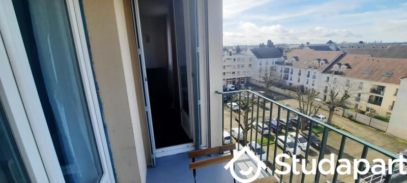 Chambre - 9 m² - 1 pièce