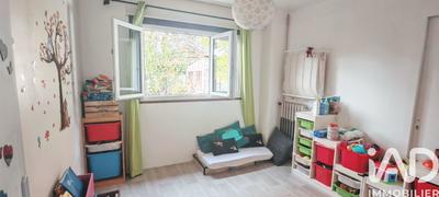 Maison - 121 m² - 6 pièces