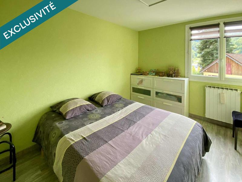 Maison - 121 m² - 8 pièces