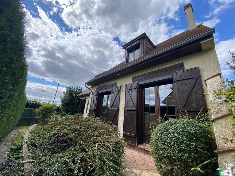 Maison - 111 m² - 5 pièces