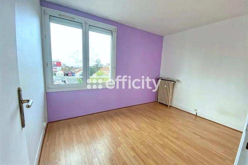 Appartement - 64 m² - 4 pièces