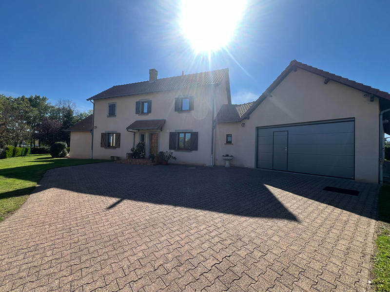 Maison - 169 m² - 7 pièces