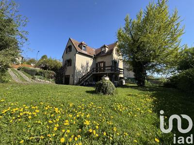 Maison - 92 m² - 5 pièces