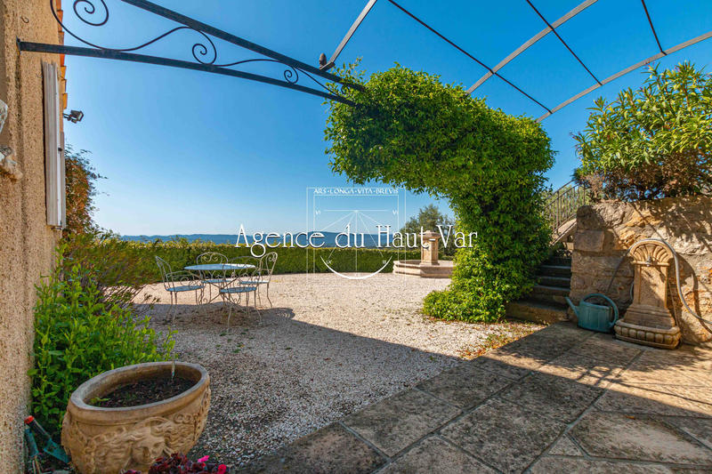 Villa - 120 m² - 4 pièces