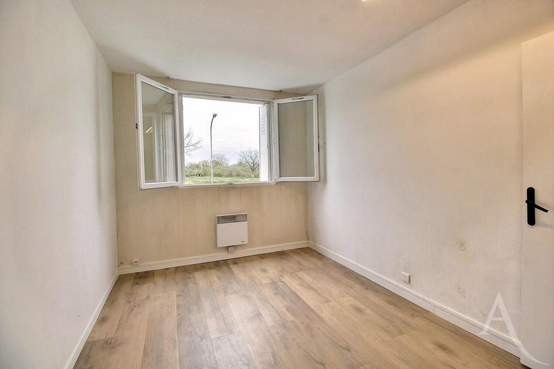 Appartement - 65 m² - 4 pièces