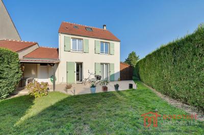 Maison - 87 m² - 5 pièces