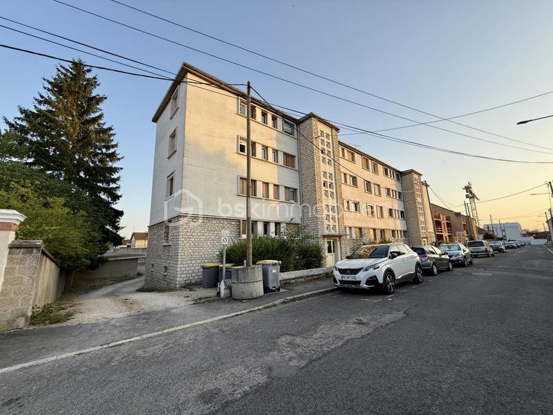 Appartement - 60 m² - 3 pièces