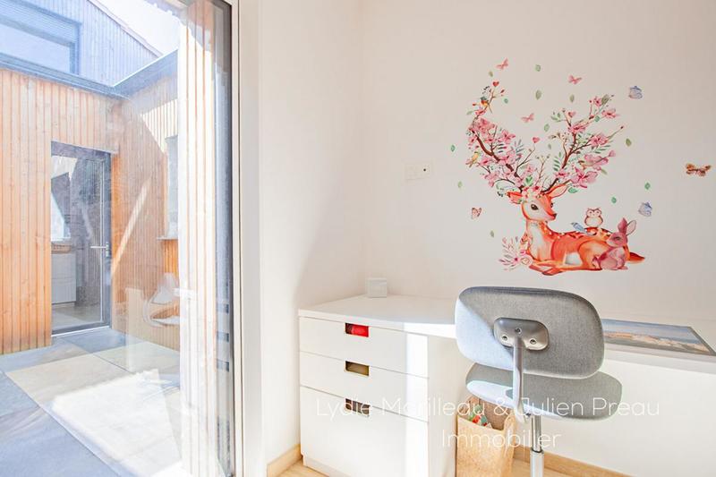 Maison - 196 m² - 8 pièces