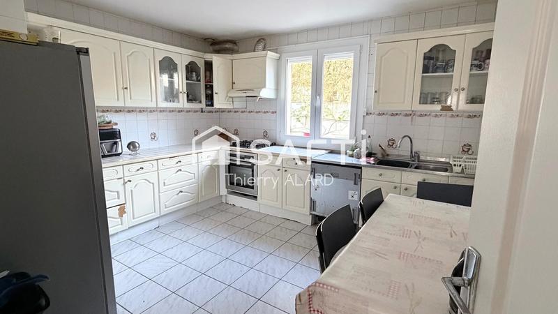 Maison - 130 m² - 7 pièces