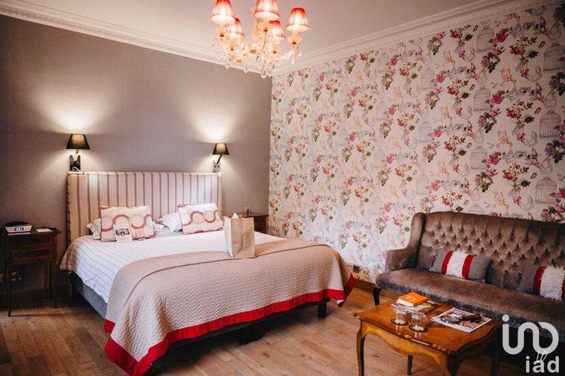 Local commercial - 1 200 m²