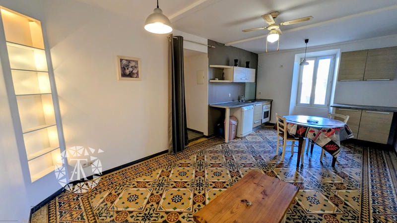 Maison - 84 m² - 6 pièces