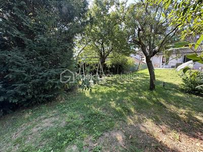 Maison - 160 m² - 7 pièces