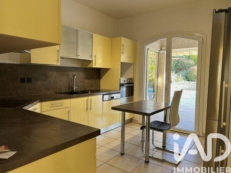 Maison - 128 m² - 5 pièces