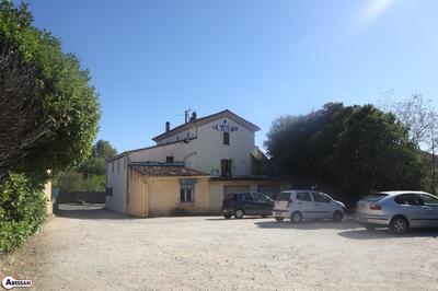 Fonds de commerce - 140 m²