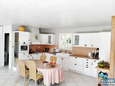 Maison - 111 m² - 5 pièces