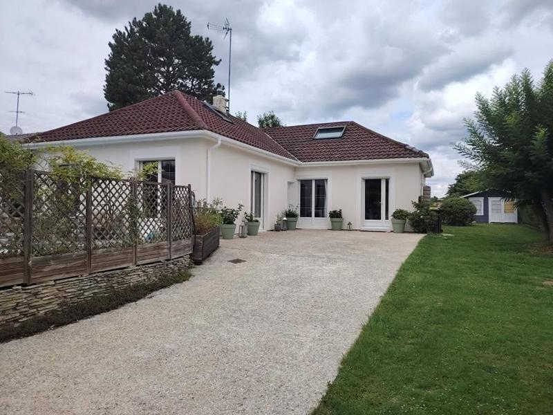 Maison - 127 m² - 6 pièces