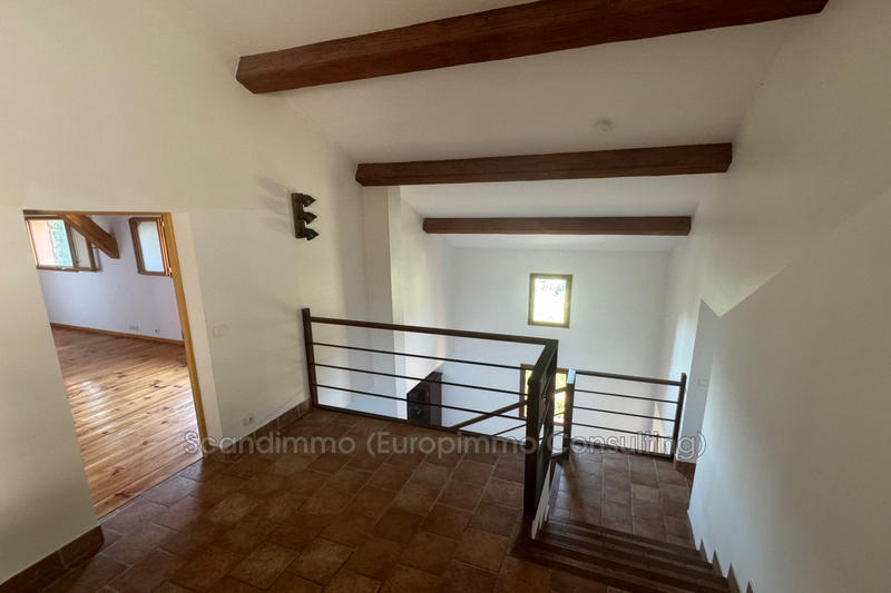 Maison - 169 m² - 7 pièces